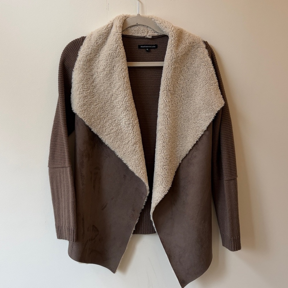 Madison & Lola Women Brown faux shearling motto Jacket M